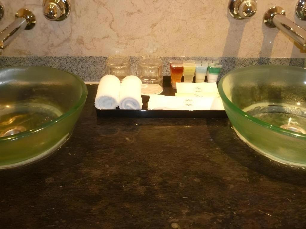 Century Helang Hotel パンタイ・サナング エクステリア 写真